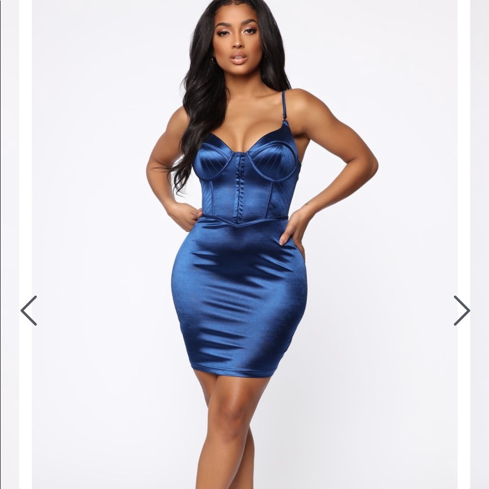 FASHION NOVA DRESS